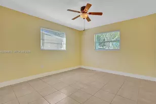 7131 NW 24th Pl, Sunrise, FL 33313 - Photo 24