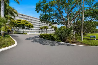 5961 NW 2nd Ave #403, Boca Raton, FL 33487 - Photo 1
