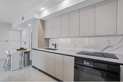 1155 Brickell Bay Dr #2003, Miami, FL 33131 - Photo 4