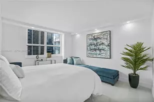 1155 Brickell Bay Dr, Miami, FL 33131 - Photo 14