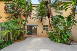 627 E Mowry Ct, Homestead, FL 33030 - Photo 24
