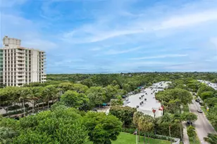 600 Grapetree Dr, Key Biscayne, FL 33149 - Photo 36