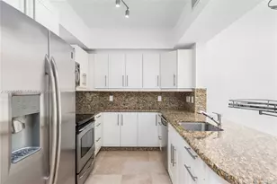 7270 SW 88th St, Miami, FL 33156 - Photo 12