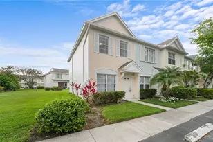 40 Simonton Cir, Weston, FL 33326 - Photo 2