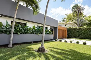 2110 NE 191st Dr, North Miami Beach, FL 33179 - Photo 1