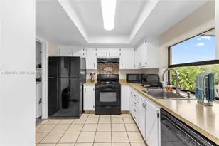11700 NW 41st St, Sunrise, FL 33323 - Photo 18