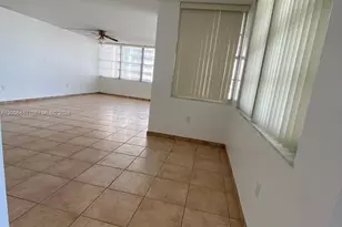 18041 Biscayne Blvd, Aventura, FL 33160 - Photo 6