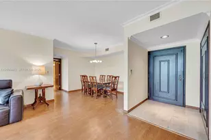 2800 Island Blvd, Aventura, FL 33160 - Photo 36
