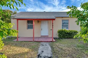 562 W 4th St, Riviera Beach, FL 33404 - Photo 14