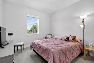 12936 NW 22nd Pl, Miami, FL 33167 - Photo 10