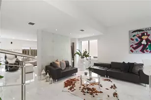 10842 NW 53rd Ln, Doral, FL 33178 - Photo 4