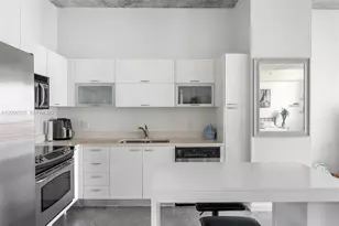 133 NE 2nd Ave, Miami, FL 33132 - Photo 2