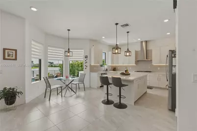 10730 Oceano Way, Parkland, FL 33076 - Photo 14