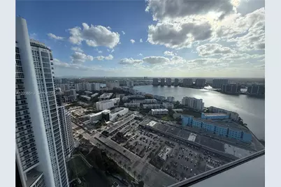 18201 Collins Ave #5105, Sunny Isles Beach, FL 33160 - Photo 14