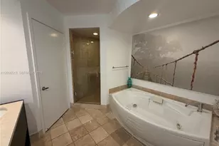 18201 Collins Ave, Sunny Isles Beach, FL 33160 - Photo 18