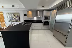 18201 Collins Ave, Sunny Isles Beach, FL 33160 - Photo 2