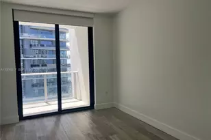 1010 Brickell Ave, Miami, FL 33131 - Photo 8