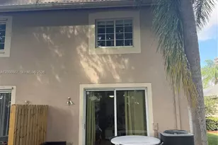2050 Madeira Dr, Weston, FL 33327 - Photo 4