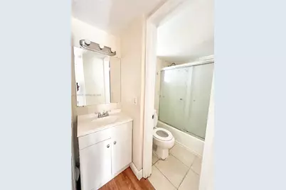 8870 Fontainebleau Blvd #409, Miami, FL 33172 - Photo 34