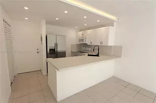 4550 NW 9th St, Miami, FL 33126 - Photo 4