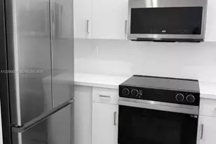 17820 NW 73rd Ave, Hialeah, FL 33015 - Photo 4