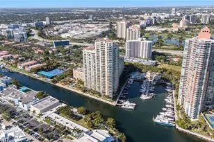 3340 NE 190th St, Aventura, FL 33180 - Photo 54