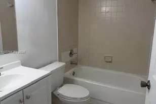 6288 NW 186th St, Hialeah, FL 33015 - Photo 8