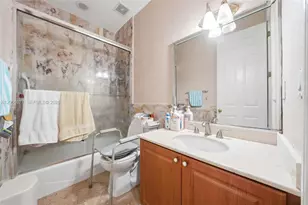 9898 NW 133rd St, Hialeah Gardens, FL 33018 - Photo 62