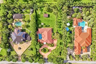 9898 NW 133rd St, Hialeah Gardens, FL 33018 - Photo 2