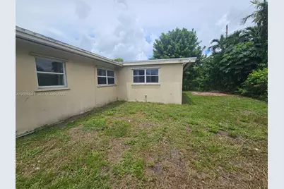 1118 NW 43rd Ter, Lauderhill, FL 33313 - Photo 30