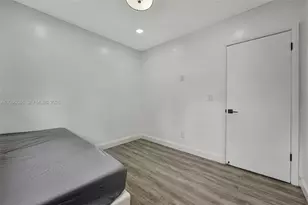 18600 NE 7th Ct, North Miami Beach, FL 33179 - Photo 4
