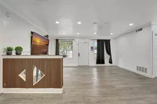 18600 NE 7th Ct, North Miami Beach, FL 33179 - Photo 16