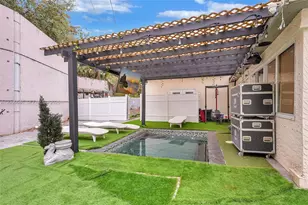 18600 NE 7th Ct, North Miami Beach, FL 33179 - Photo 24