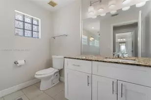 1225 Rosegate Blvd, Riviera Beach, FL 33404 - Photo 20