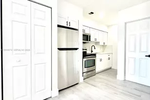 417 NW 2nd Ave, Hallandale Beach, FL 33009 - Photo 6