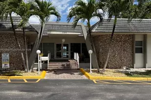 1175 NE Miami Gardens Dr, Miami, FL 33179 - Photo 12
