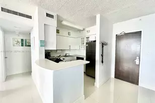 1500 Bay Rd, Miami Beach, FL 33139 - Photo 10