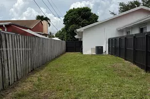 15741 NW 40th Ct, Miami Gardens, FL 33054 - Photo 12