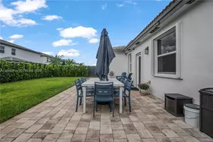 14836 SW 162nd St, Miami, FL 33187 - Photo 26