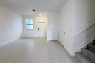 2537 SE 27th Ct, Homestead, FL 33035 - Photo 6