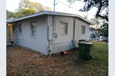 948 NW 14th Ct, Fort Lauderdale, FL 33311 - Photo 4
