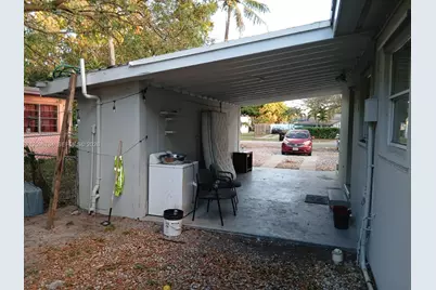 948 NW 14th Ct, Fort Lauderdale, FL 33311 - Photo 6