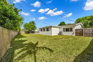 8760 SW 83rd St, Miami, FL 33173 - Photo 24
