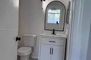 1304 Glenmoor Dr, West Palm Beach, FL 33409 - Photo 6