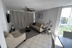7125 NW 186th St, Hialeah, FL 33015 - Photo 8