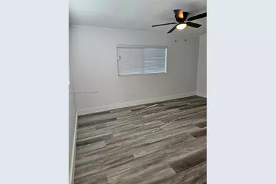 10050 Broad Channel Dr, Cutler Bay, FL 33157 - Photo 8