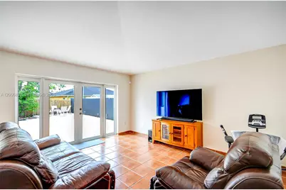 14368 SW 165th St, Miami, FL 33177 - Photo 10