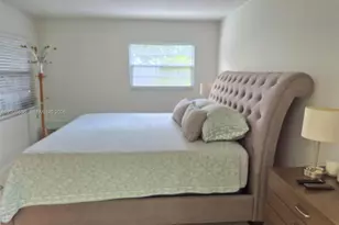 12501 SW 14th St, Pembroke Pines, FL 33027 - Photo 10