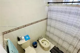13741 SW 11th St, Miami, FL 33184 - Photo 18