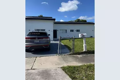 25 NW 193rd St, Miami Gardens, FL 33169 - Photo 1